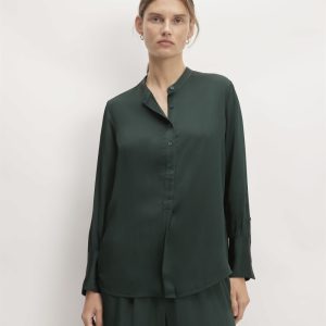 The Hammered Satin Popover Shirt | Scarab