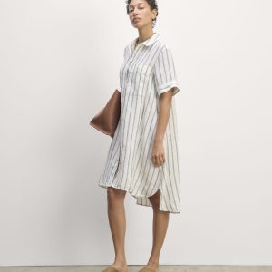 The Daytripper Dress in Linen | Bone/Navy