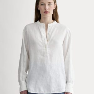The Henley Shirt in Linen | White