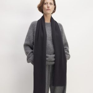 The ReCashmere Scarf | Black