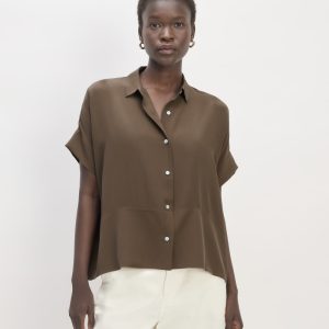 The Boxy Shirt in Washable Silk | Cocoa